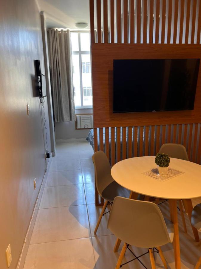Apartamento/studio Encantador No Posto 6 Em Copa. Rio de Janeiro