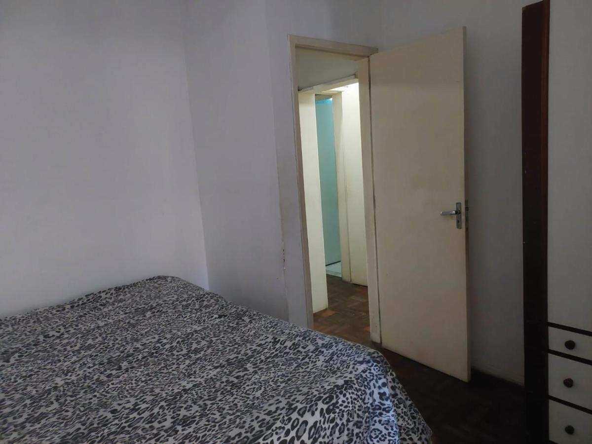 In Copacabana Quadra Da 3 Quartos Lindos * Rio de Janeiro