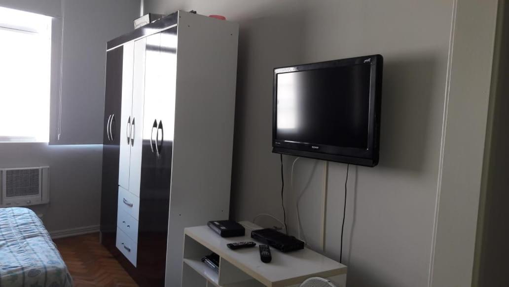 Apartamento Studio Em Copacabana, 100m Do Mar *
