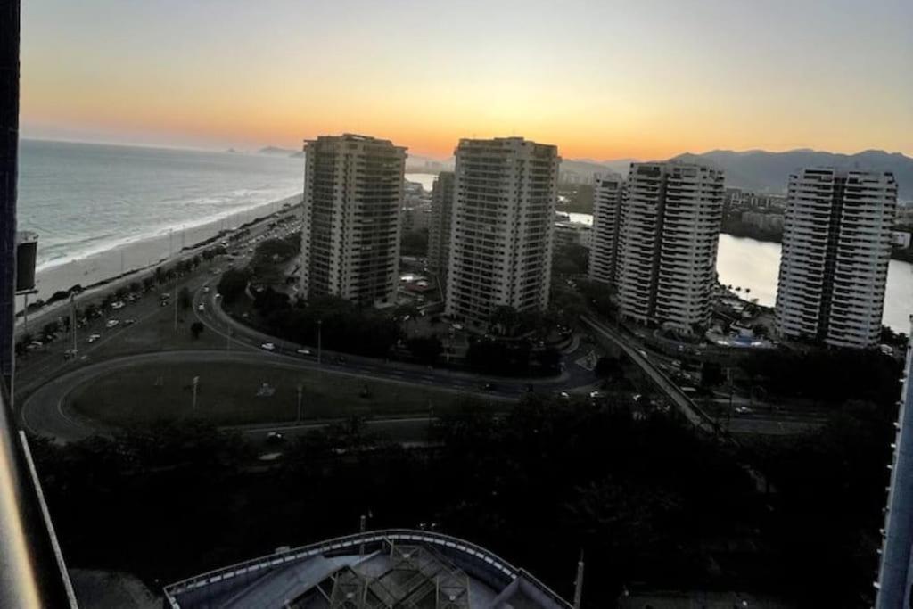 Apartamento Na Orla Da Da Barra Da Tijuca,
