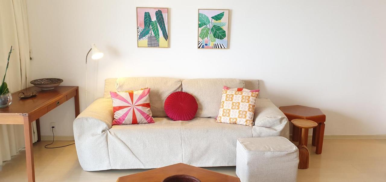 Perfect Views Location Apartment *