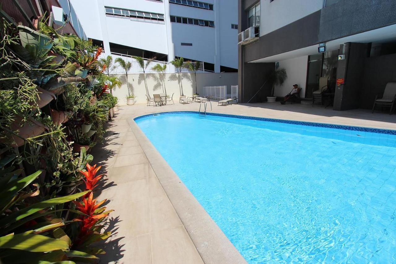 Leblon De 2 Quartos Com Vista Do Mar, Piscina, Sauna E Garagem Casa de férias Rio de Janeiro
