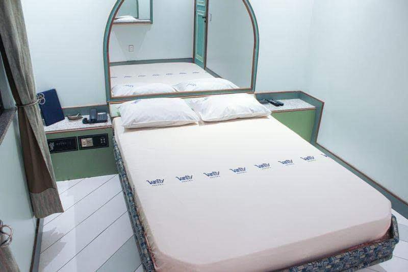 Vanity Adultos Hotel