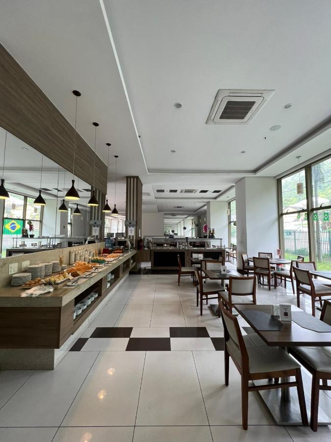 Rio Centro Hotel *