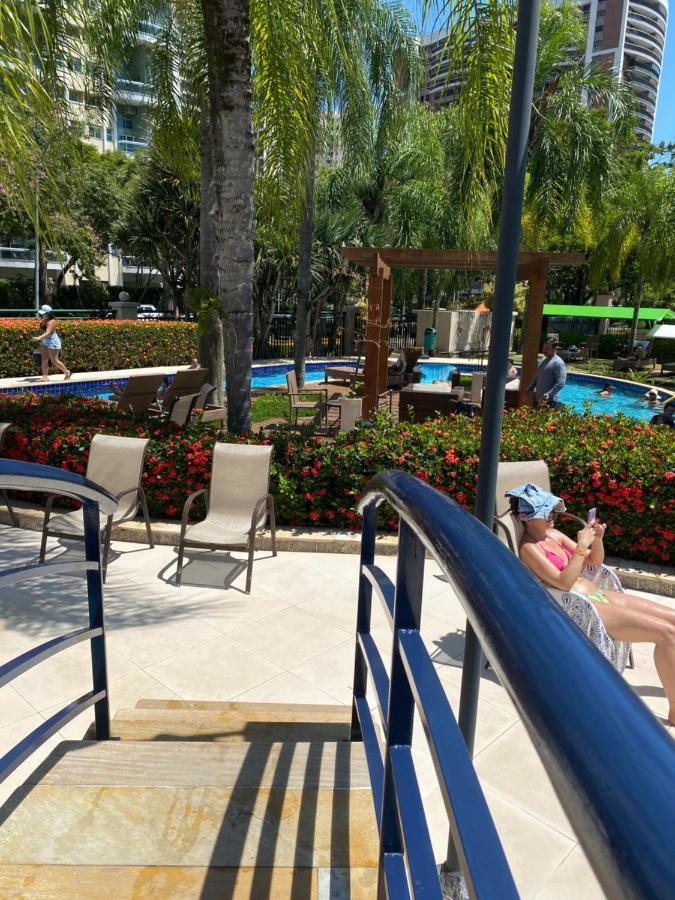 Apartment Barra Da Tijuca - 508 - De Frente Para Maravilhosa Piscina - Estacionamento Gratuito - Academia Comphania Atletica - Balsa Para Praia Gratis - Microondas - Geladeira Grande - Recepcao 24Horas - Wi-Fi - Com Pia
