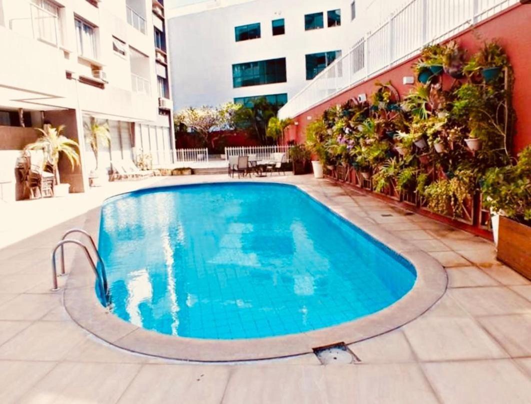 Leblon De 2 Quartos Com Vista Do Mar, Piscina, Sauna E Garagem Casa de férias