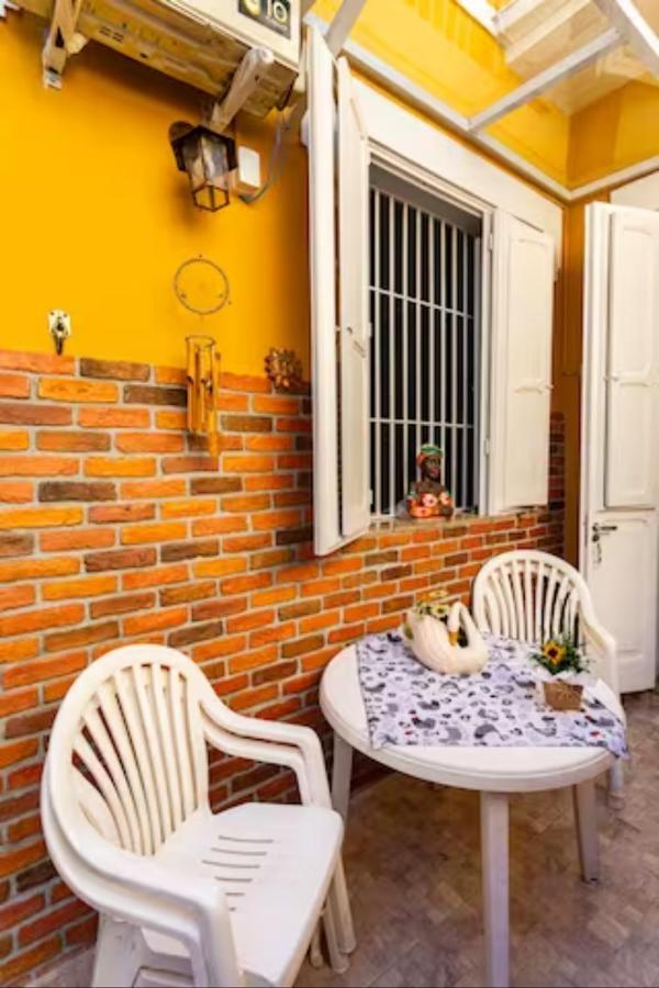 Em Casa De Em Botafogo, * Rio de Janeiro