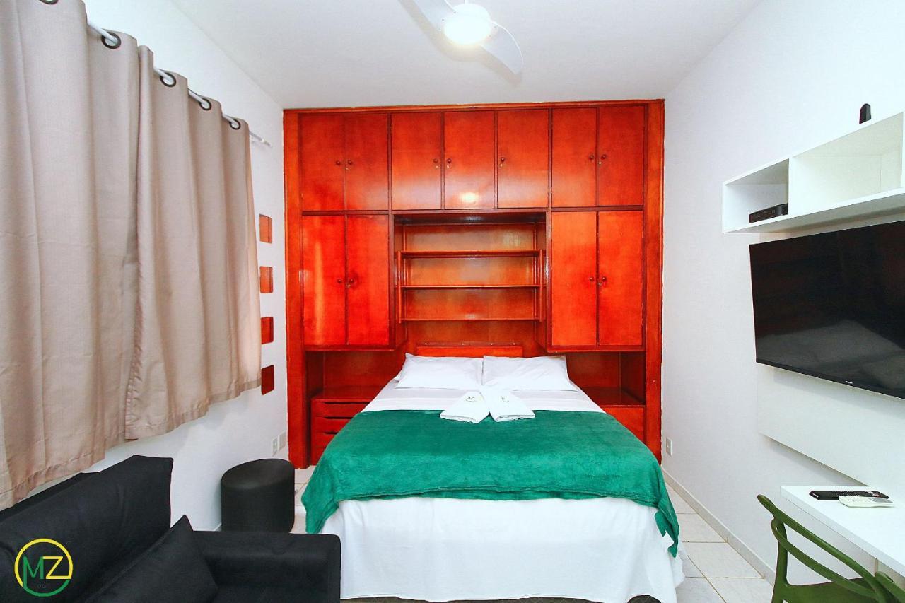Apartamento Muito Pequeno E Barato Em Copacabana