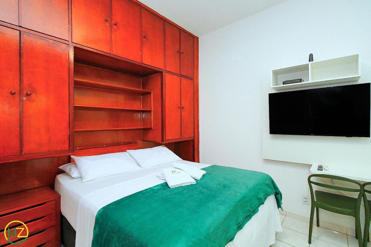 Apartamento Muito Pequeno E Barato Em Copacabana