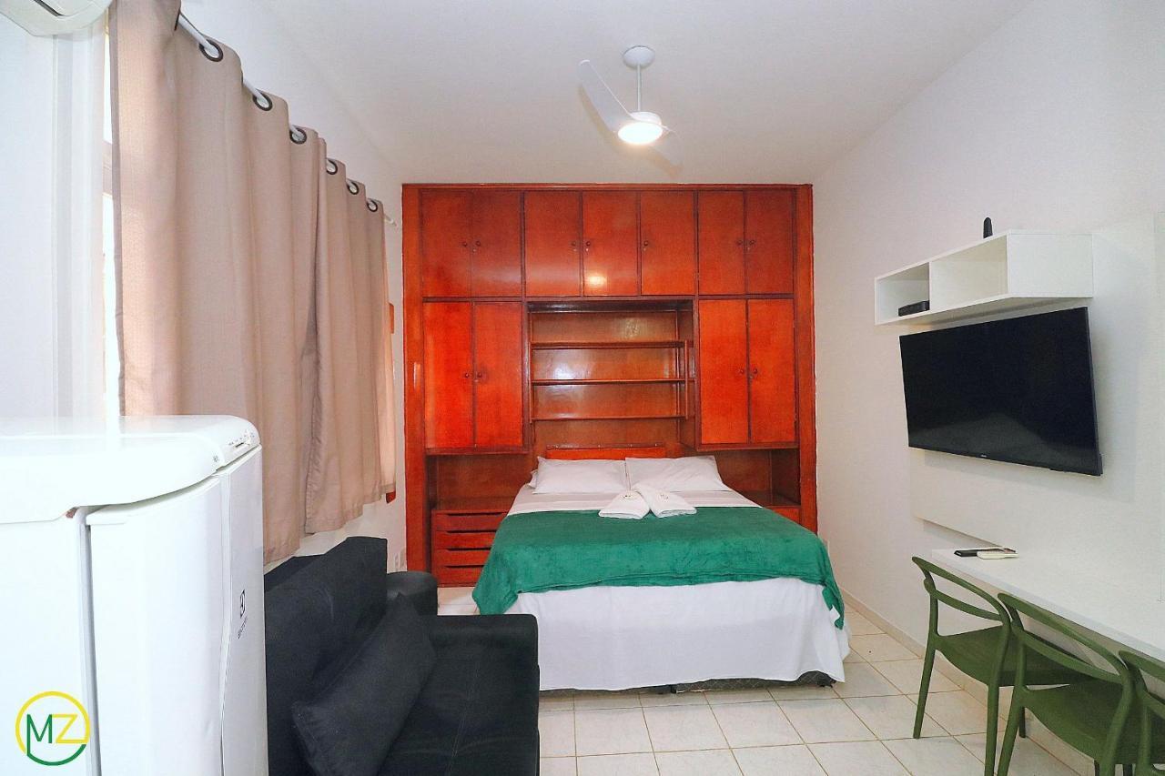 Apartamento Muito Pequeno E Barato Em Copacabana *