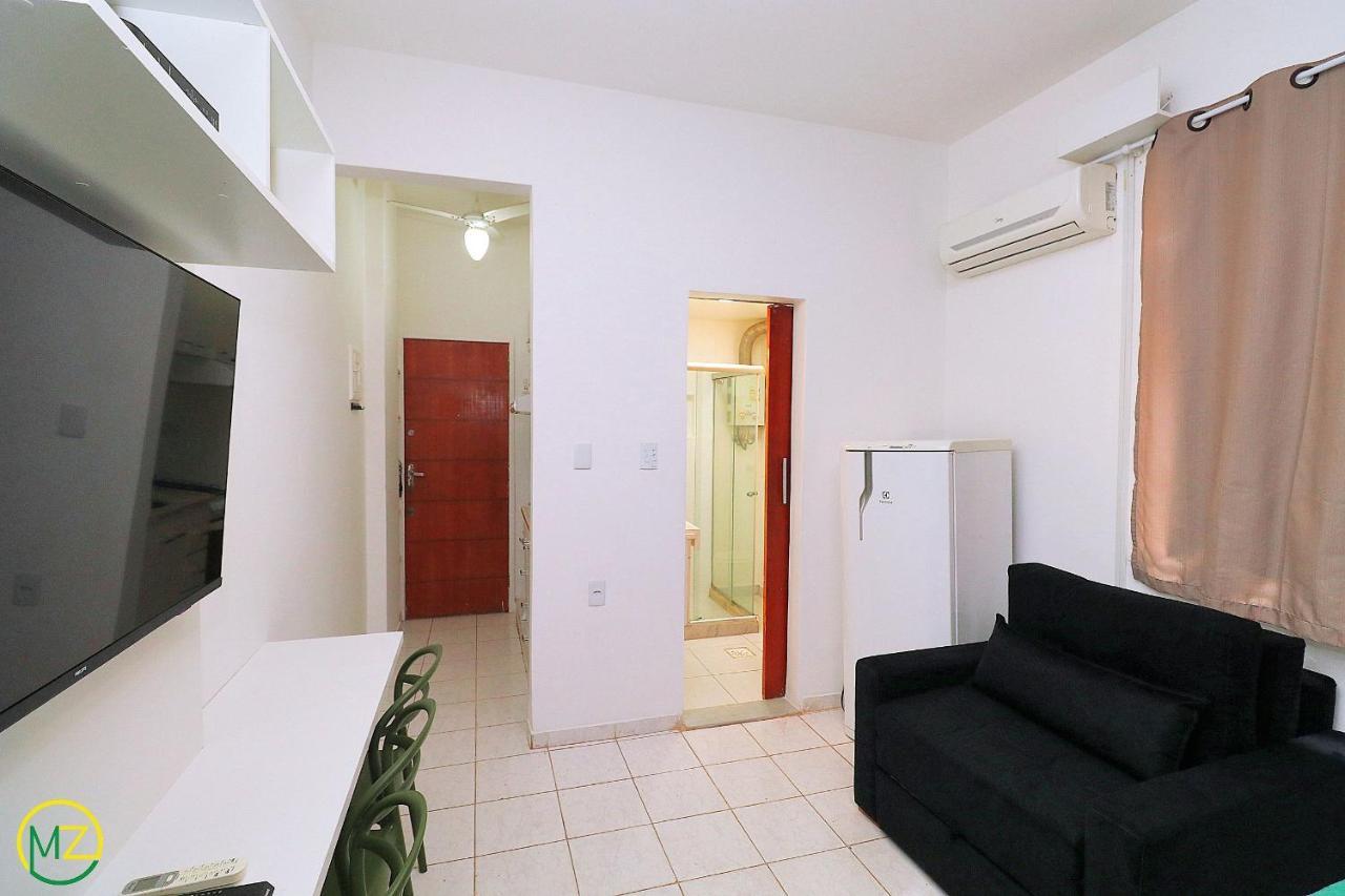 Apartamento Muito Pequeno E Barato Em Copacabana
