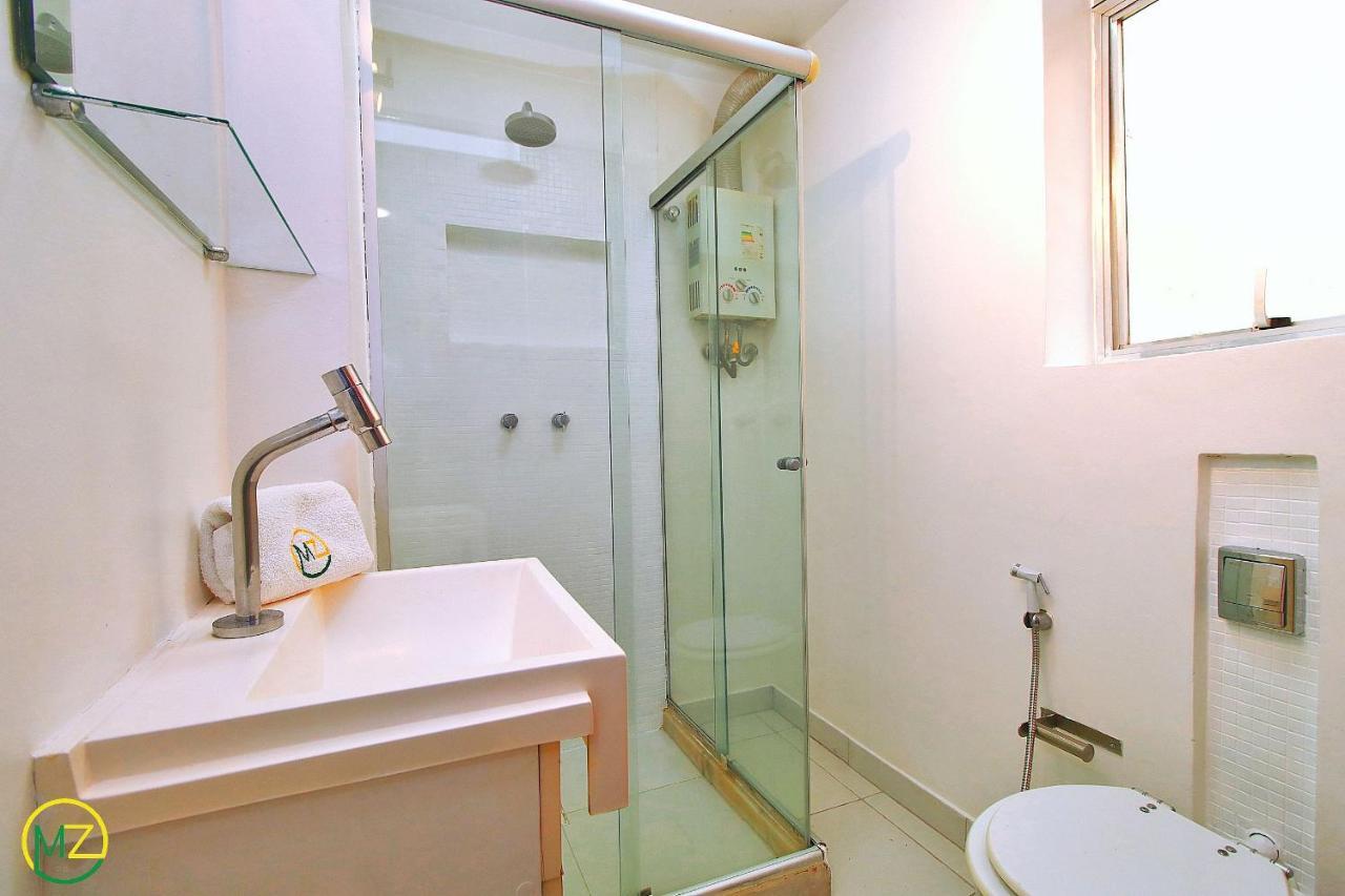 Muito Pequeno E Barato Em Copacabana Apartamento