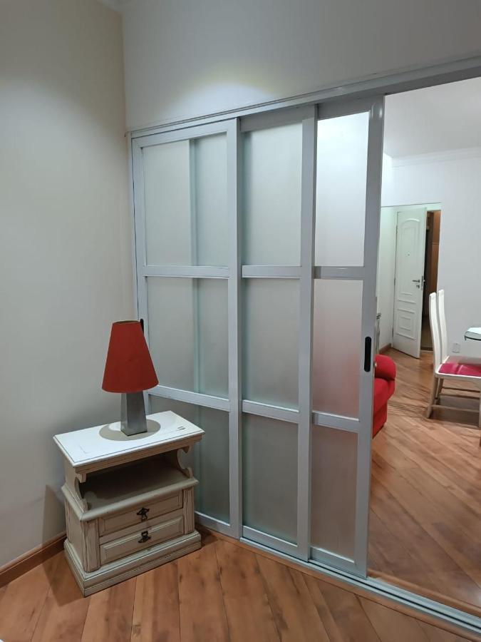 2 Quartos Em Copacabana Apartment