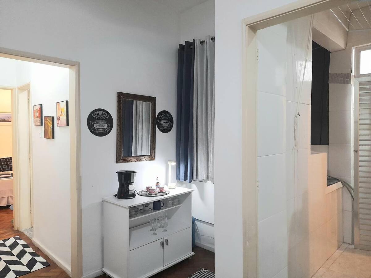 Apartamento Copacabana A 2 Quadras Da *