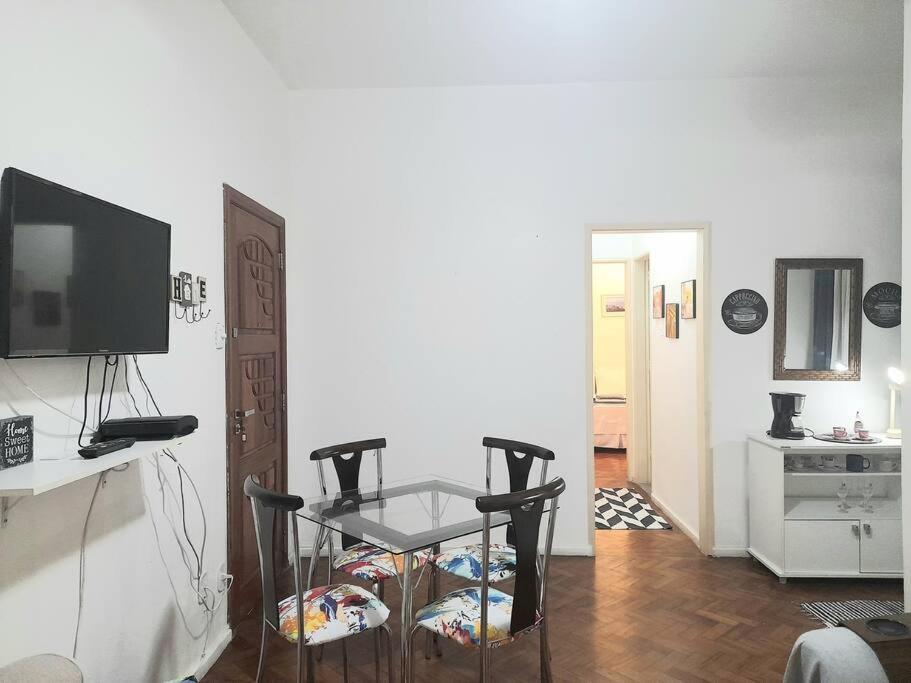 Apartamento Copacabana A 2 Quadras Da *