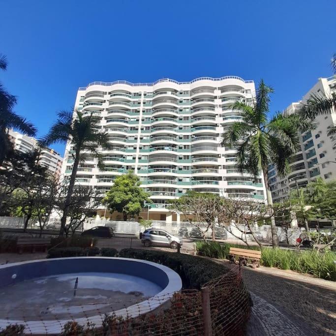 Excelente Apartamento P/ Temporada- Barra/ Regiao Olimpica Rio de Janeiro