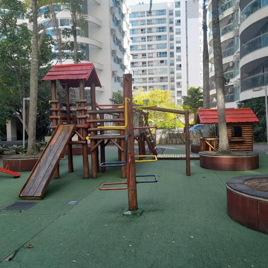 Excelente Apartamento P/ Temporada- Barra/ Regiao Olimpica Apartamento *