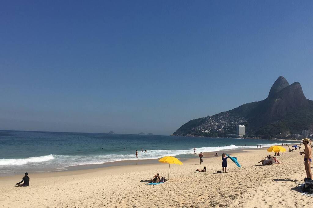 Lindo Apto Beira-mar Em Frente A De Ipanema Apartamento *