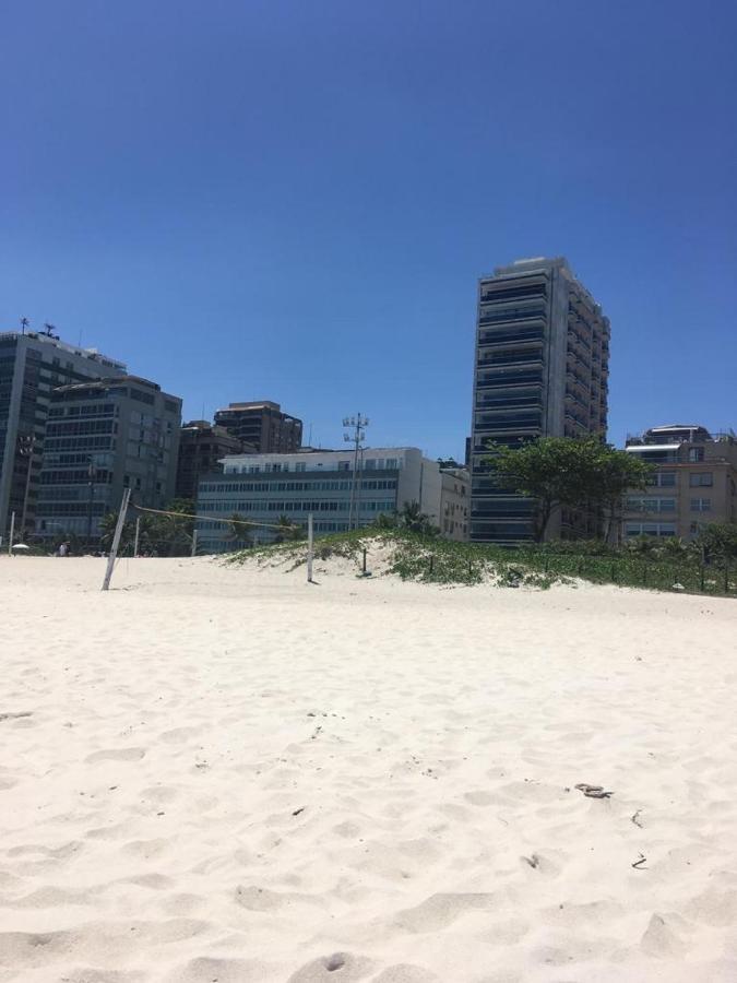 Lindo Apto Beira-mar Em Frente A De Ipanema Rio de Janeiro
