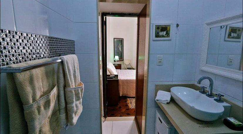 Lindo Apto 2 Quartos Copacabana Apartment