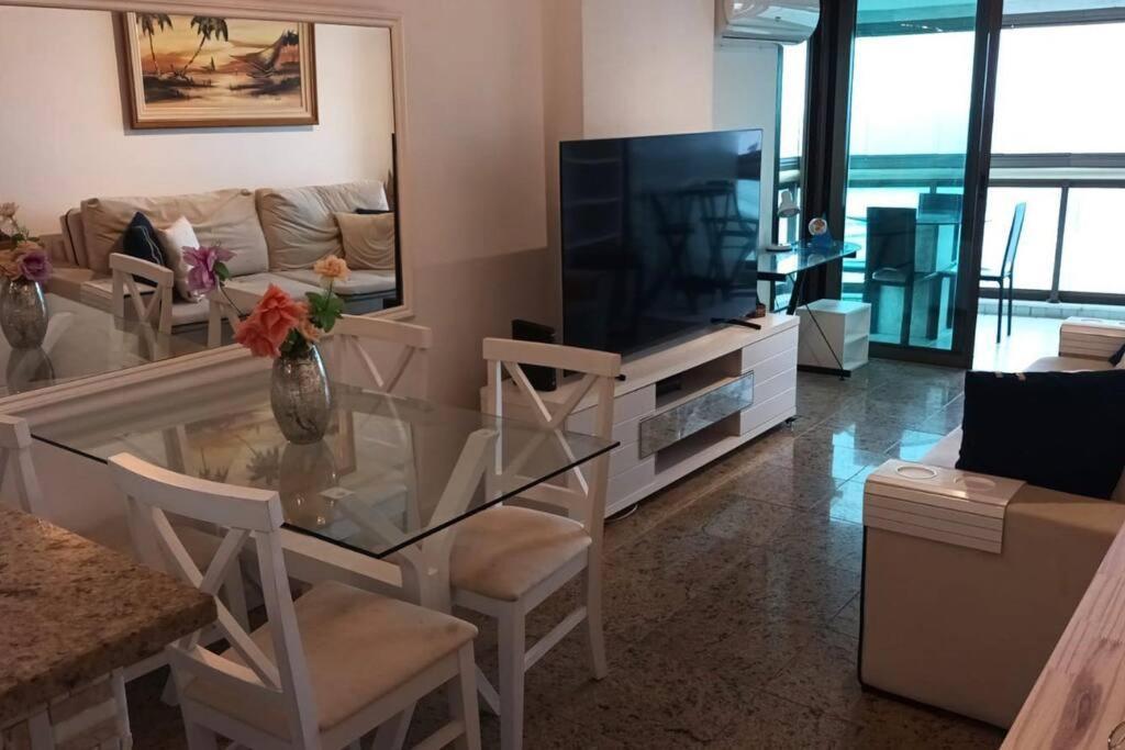 Flat Royal Plaza! Beira Mar!