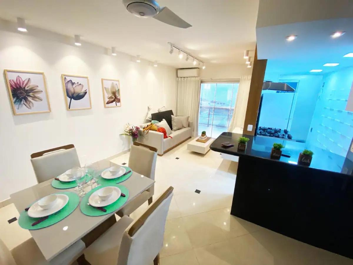 30 Secs To The Beach, 3 Balconies, 2 Bdrms Ensuite Apartamento Rio de Janeiro