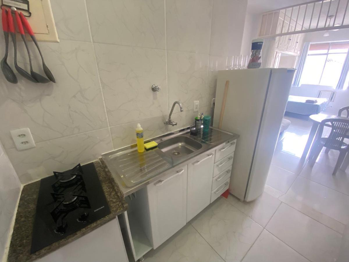 Copacabana: Beachfront Retreat With Modern Comforts Apartment *