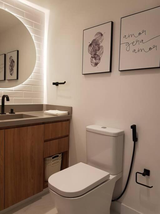 Vista De Cinema Do 19 Andar Da Barra Da Tijuca - Portaria 24h, Estacionamento, Wi-fi 35mbps, Ar Condicionado - Banheiro Recem Reformado Rio de Janeiro