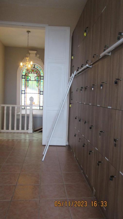 Casa Luzes Ivn Albergue *