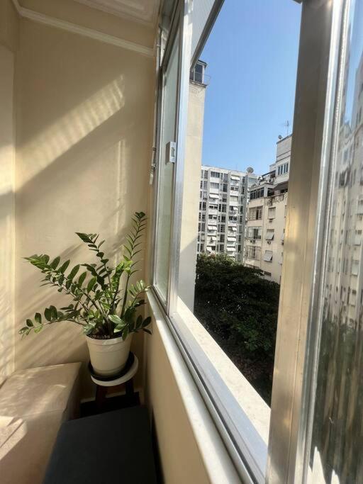 A 3 Minutos Da C M 29 Ap704 Apartamento Rio de Janeiro