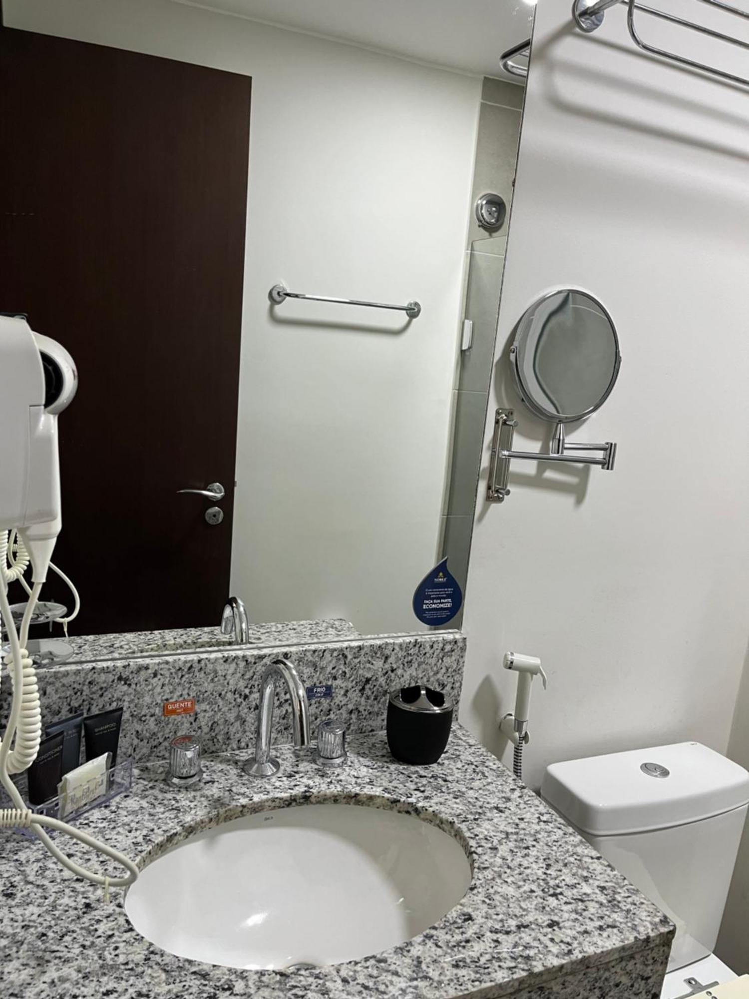 Via Premiere - Rio Centro 4*