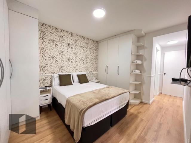 Apartamento Excelente Apartamento No Leblon 02 Quadras Da Em Predio Com Piscina, Sauna E Academia