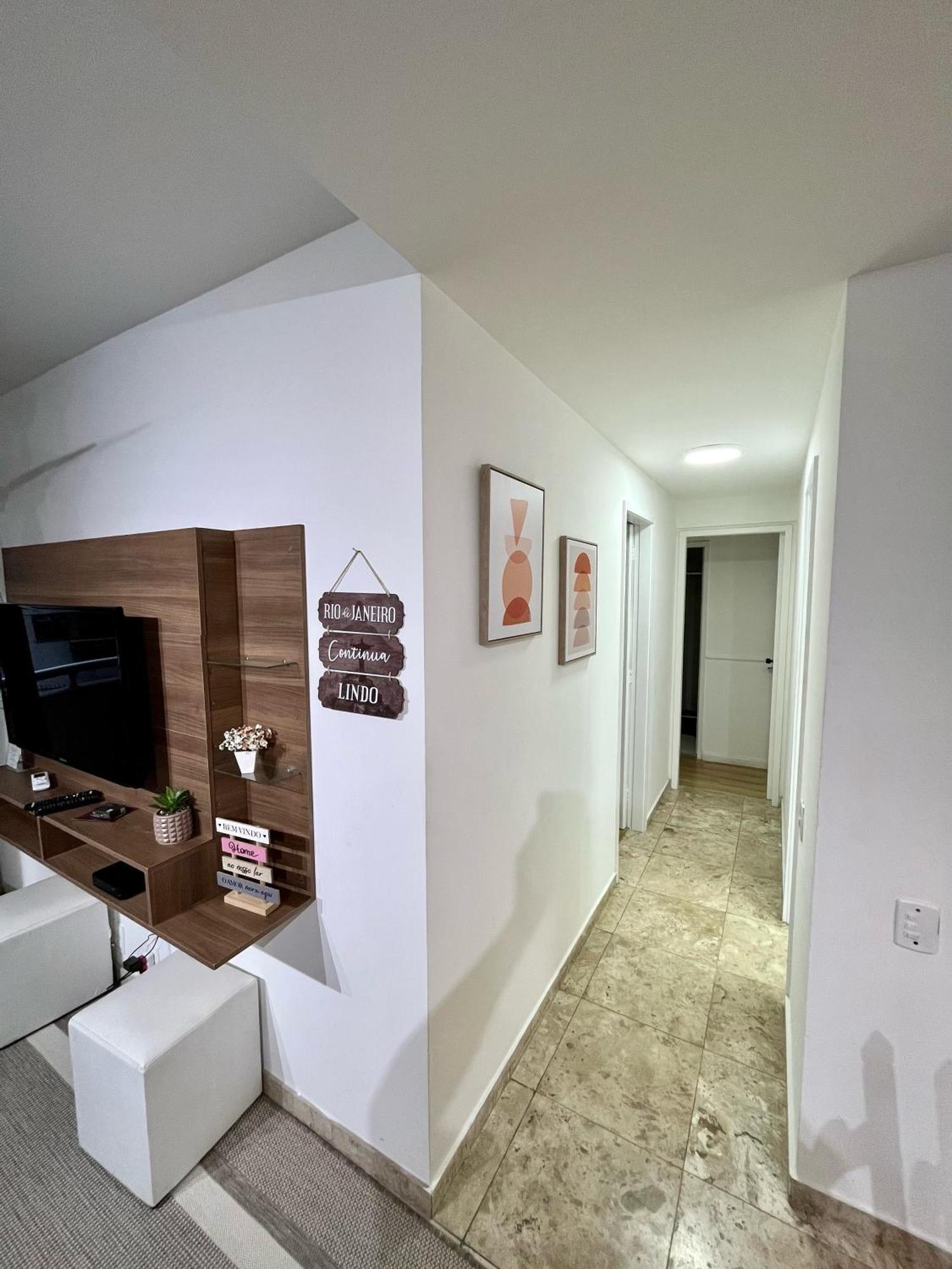 Excelente Apartamento No Leblon 02 Quadras Da Em Predio Com Piscina, Sauna E Academia * Rio de Janeiro