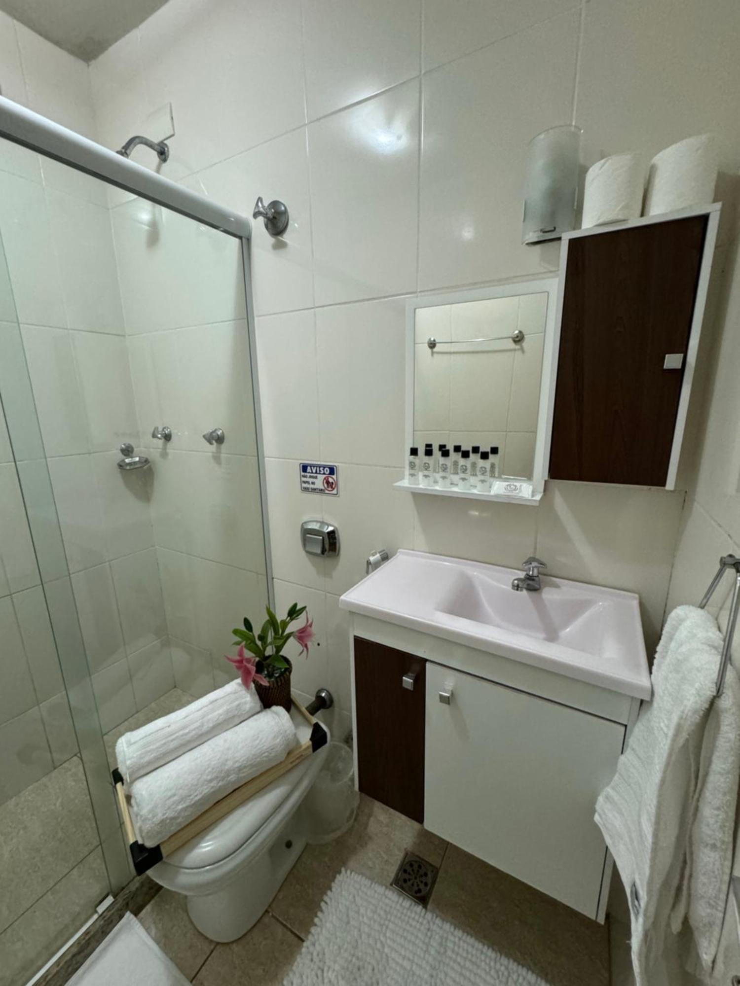 Apartamento Otimo Na Quadra Da Av Nsa C 1137 Ap401