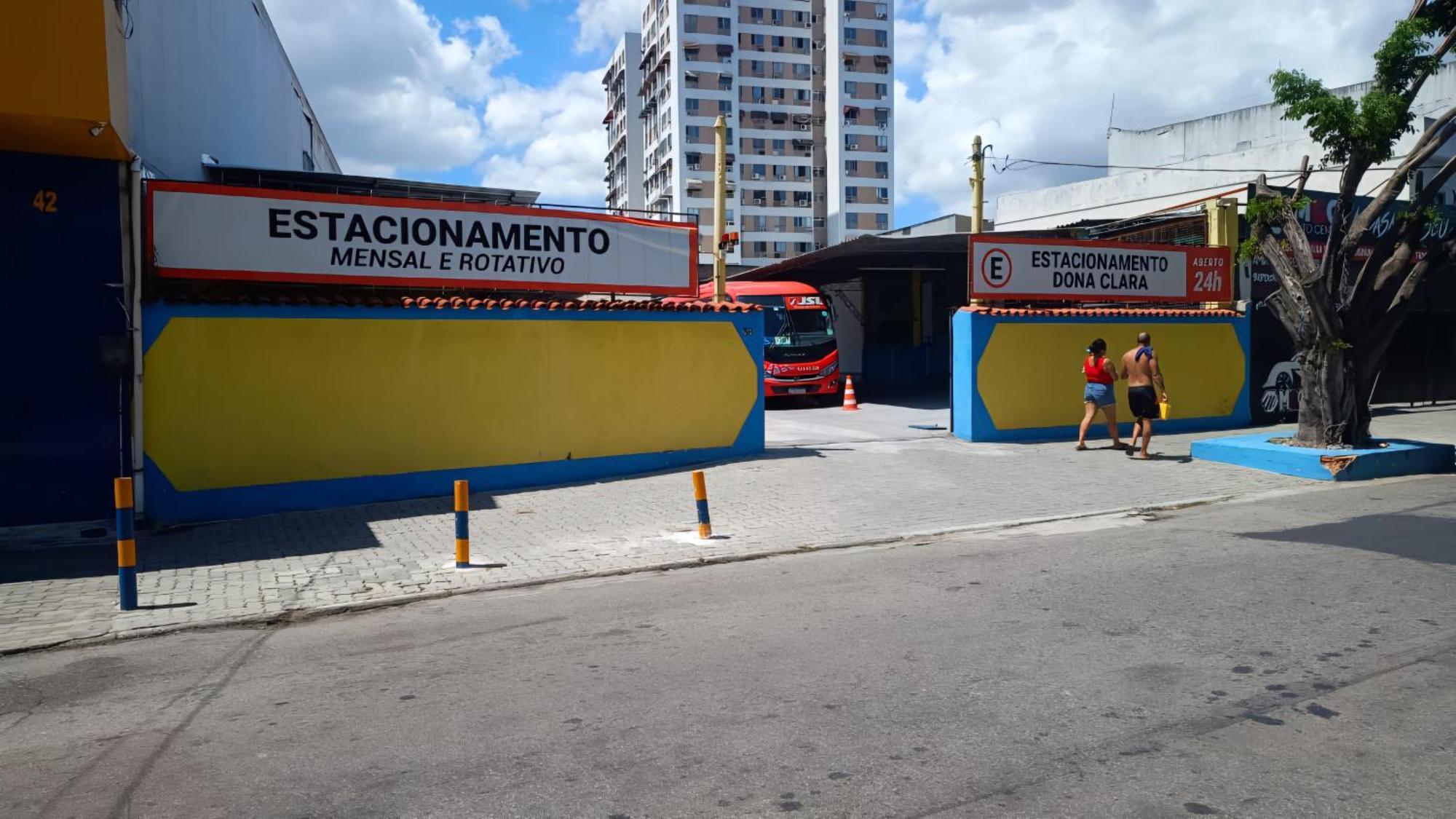Ape No Centro De Madureira