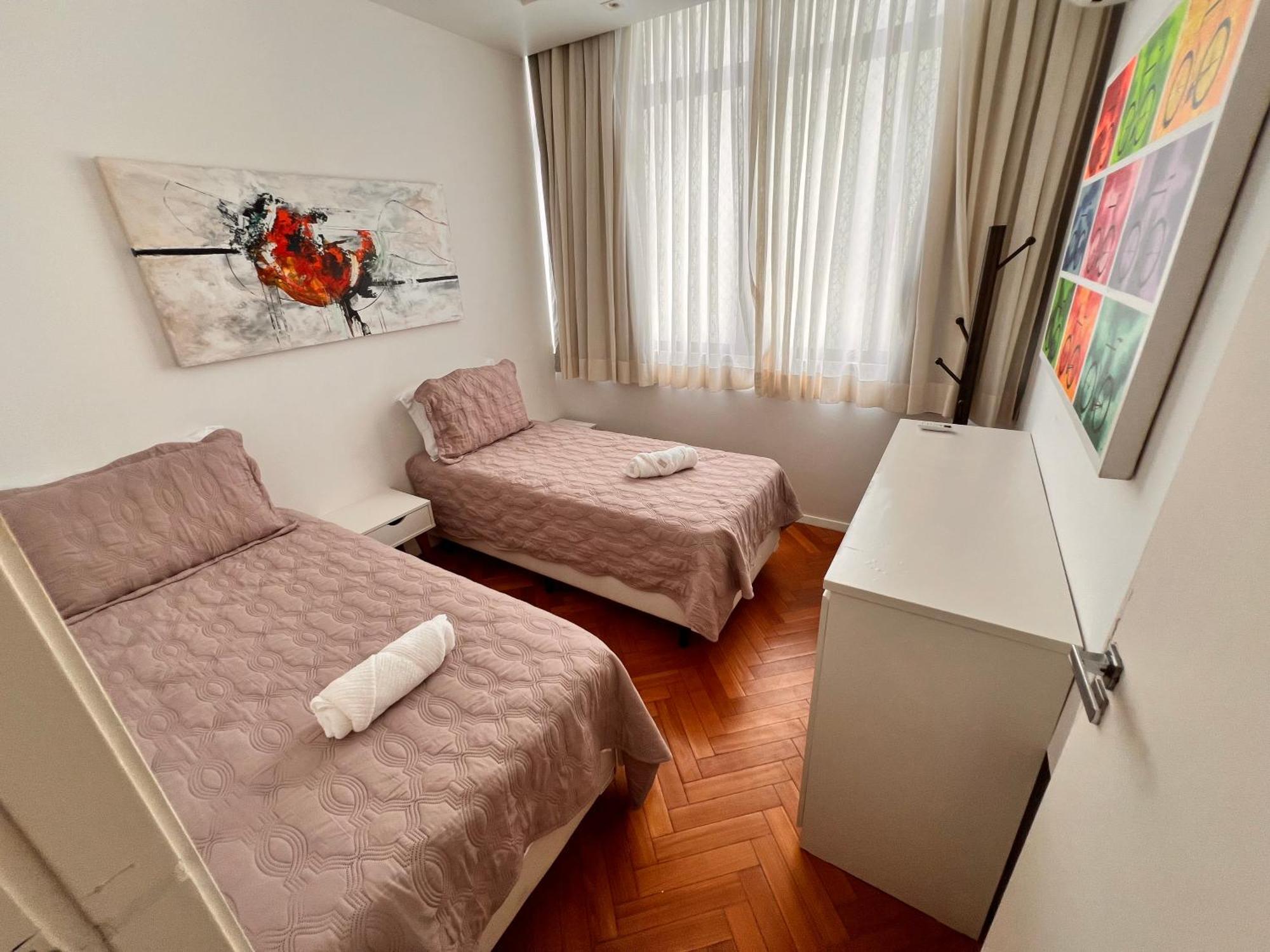Apartamento Encantador 3 Cuartos Frente A La Playa *