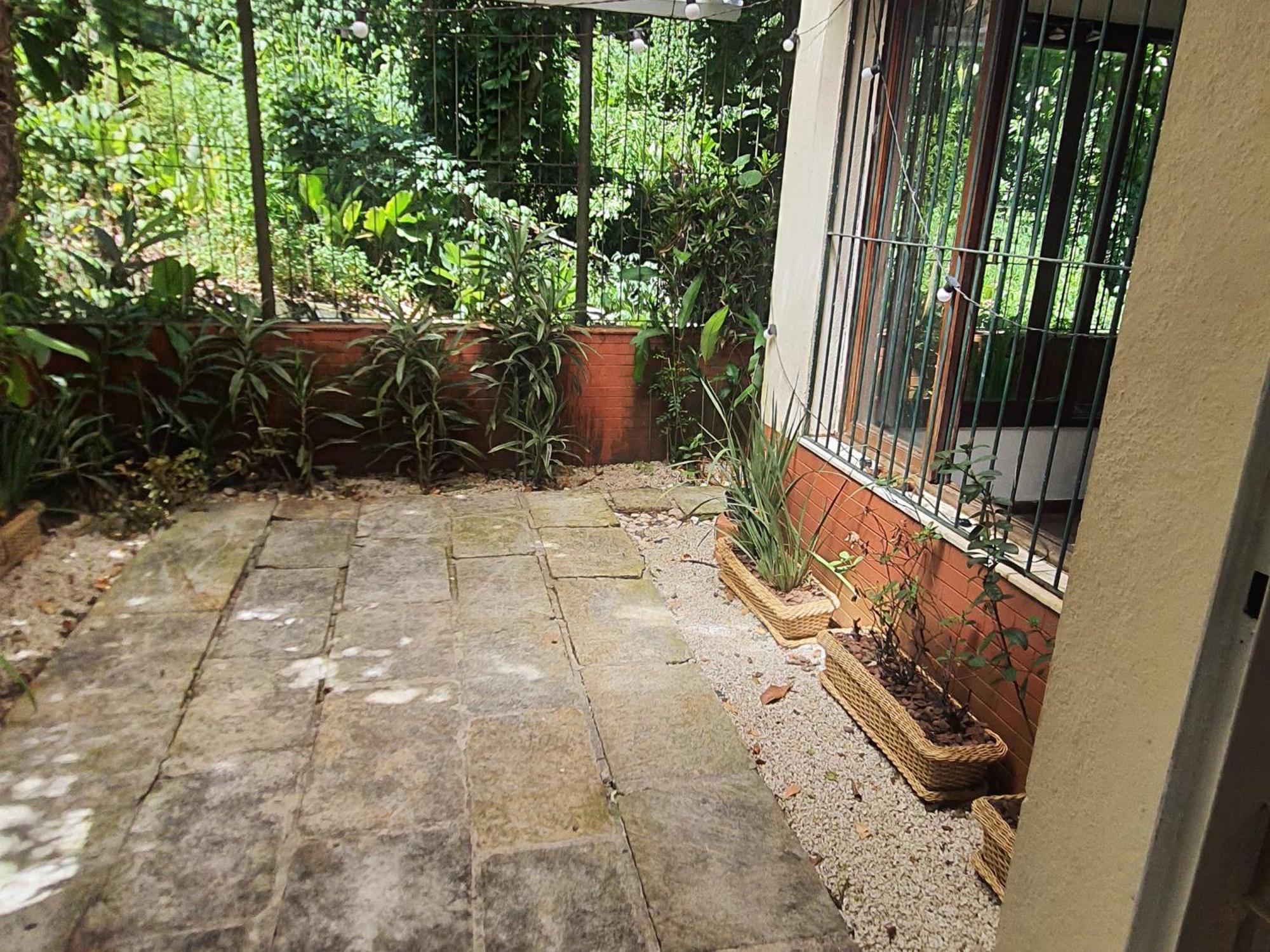 Ao Pe Do Cristo - Rj Bed & Breakfast