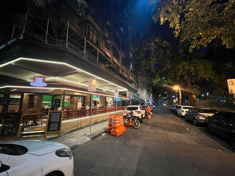 Apartamento, E Streaming - 100m Da Orla De Copacabana Apartment Rio de Janeiro