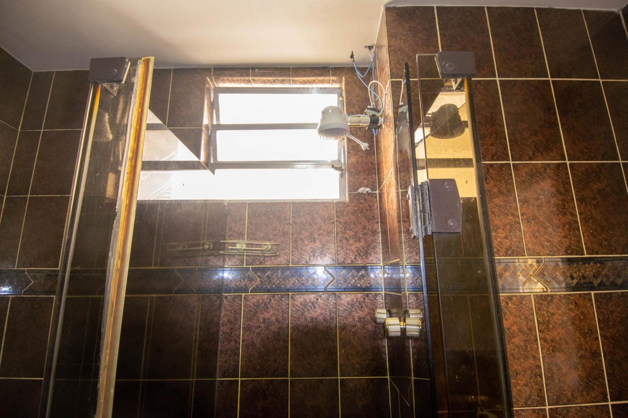 Quartos Privativos Em Frente A De Copacabana, Rio de Janeiro