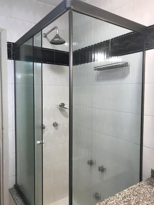 Copacabana Perto Da Praia-2 Quartos-120m2-terreo-200m Metro Apartamento Rio de Janeiro