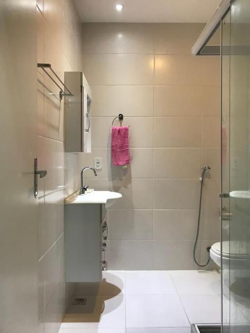 Copacabana Perto Da Praia-2 Quartos-120m2-terreo-200m Metro Rio de Janeiro
