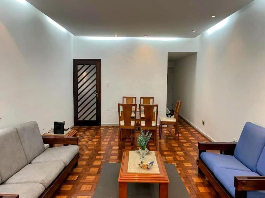 Copacabana Perto Da Praia-2 Quartos-120m2-terreo-200m Metro Rio de Janeiro
