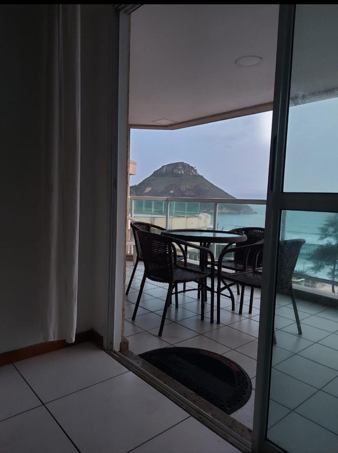 Apartamento Frente Mar