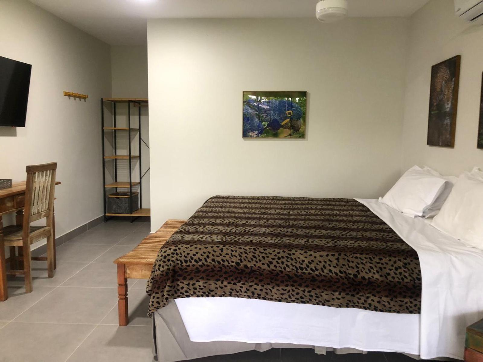Lorita - Pantanal Inn *