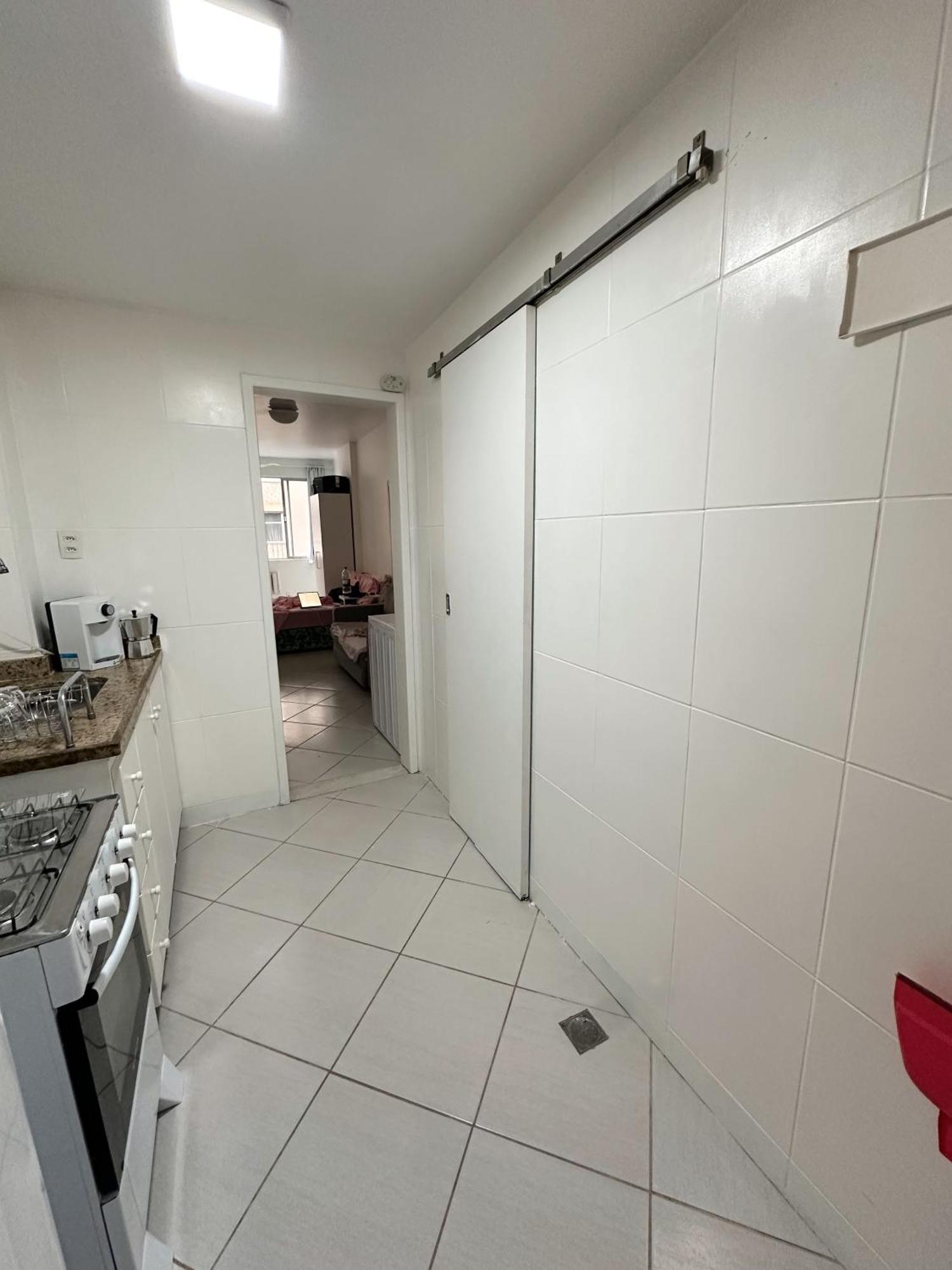 Copacabana, 3 Min Da A Pe, Com Garagem