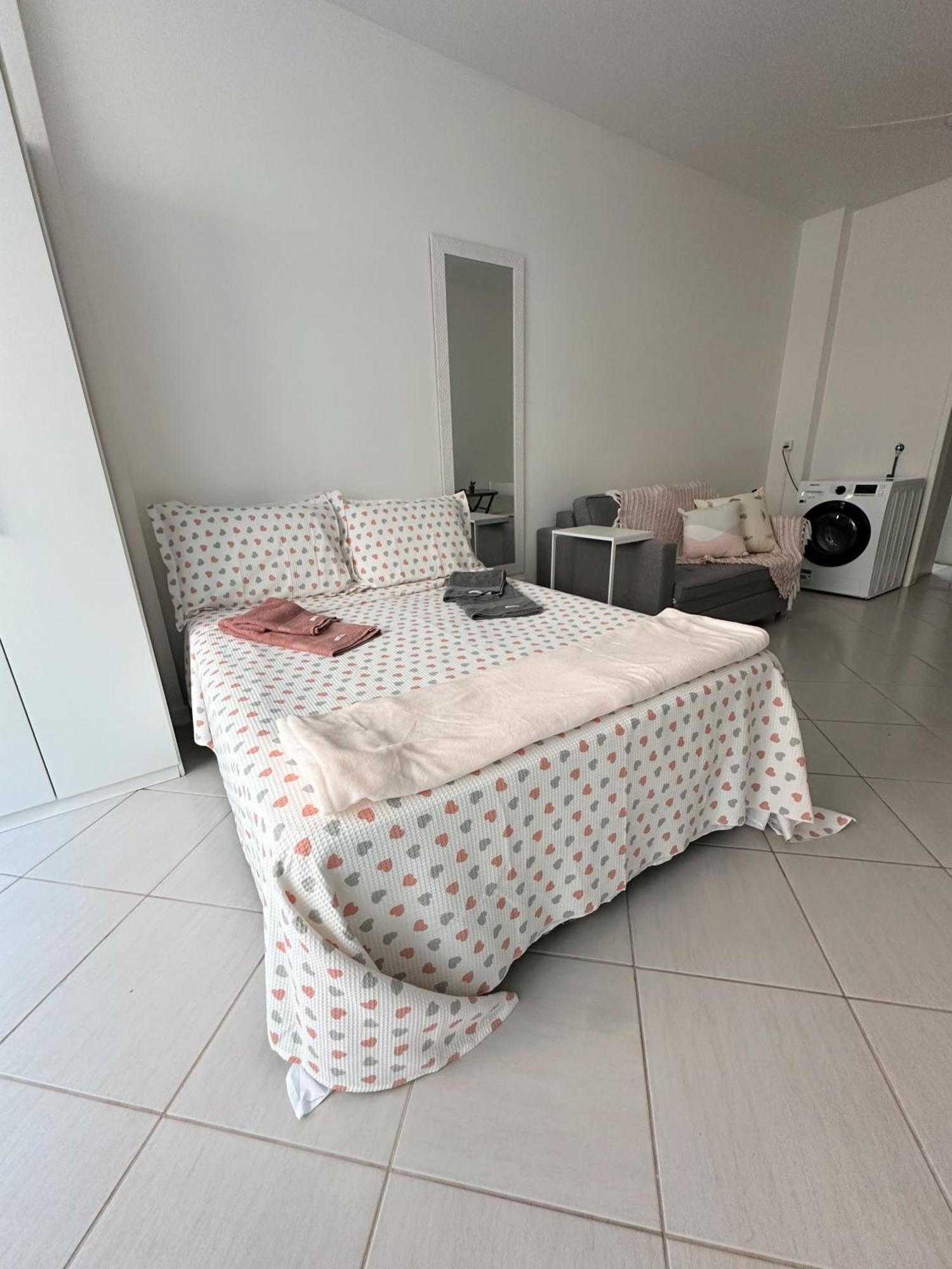 Apartment Copacabana, 3 Min Da A Pe, Com Garagem