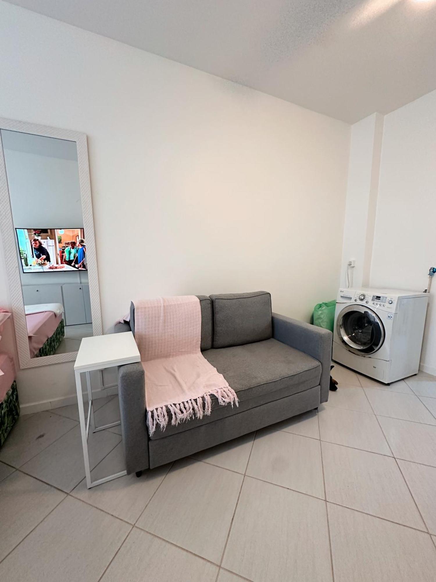 Apartment Copacabana, 3 Min Da A Pe, Com Garagem *