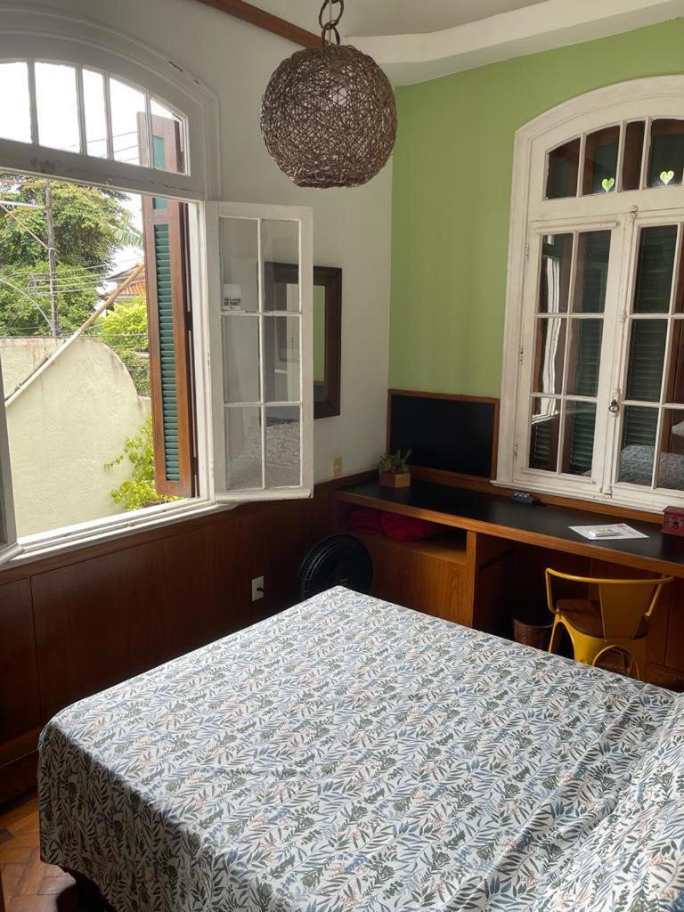Casa Vermelha Bed & Breakfast *