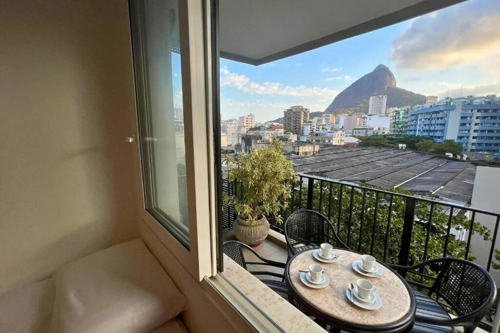Lar Da Abundancia: 3 Quartos No Leblon Rio de Janeiro