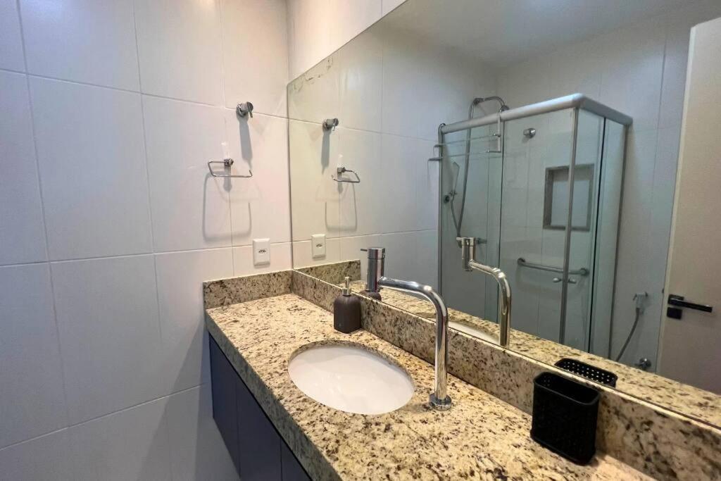Lar Da Abundancia: 3 Quartos No Leblon Apartment *